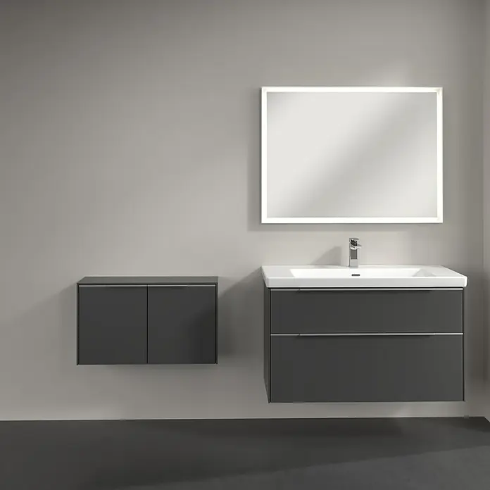 Villeroy & Boch Subway 3.0 Seitenschrank - B x T x H: 72,8 x 25,6 x 42,3 cm, Graphite, DIN Anschlag: Links/Rechts, Farbe Griff: Aluminium glänzend - Modernes Badezimmer-Waschbecken mit Unterschrank und Spiegelschrank in Grau. Stilvolles Design für Ihr Badezimmer.