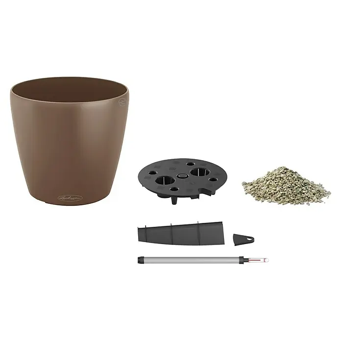 Lechuza Classico Pflanztopf Color - Außenmaß (Ø x H): 42 x 39,5 cm, Kunststoff, Muskat - Das Bild zeigt einen Lechuza-Blumentopf mit Zubehör, inklusive Pflanzeinsatz, Blähton und Wasserstandsanzeiger. Ideal für die Zimmerpflanzenpflege.