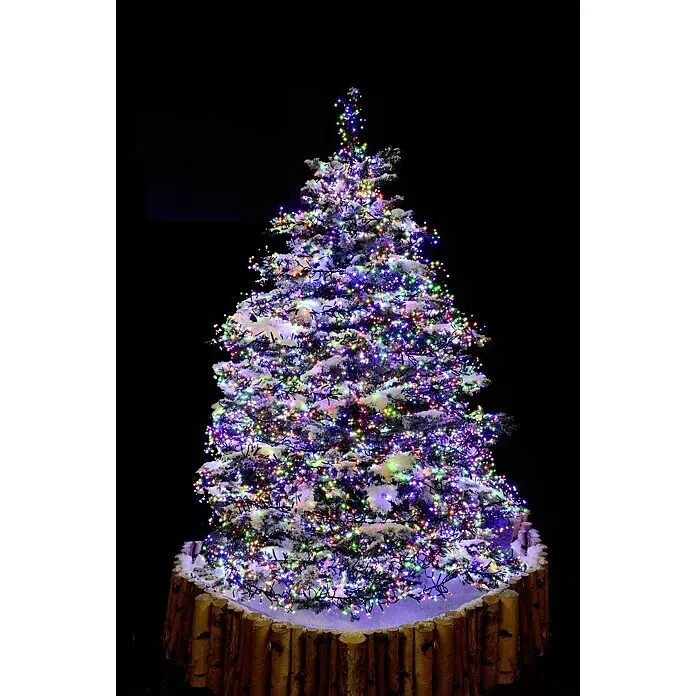 Konstsmide LED-Lichterkette Micro LED Cluster - Außen, Lichtfarbe: Mehrfarbig, Anzahl Leuchtmittel: 768 Stk., Netzbetrieben - Stimmungsaufnahme