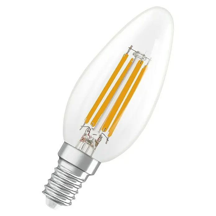 Osram Bombilla LED vela - E14, 3,4 W, 470 lm - Primer plano de una bombilla LED de filamento con forma de vela, con una envoltura de vidrio transparente y una base plateada, sobre fondo negro.
