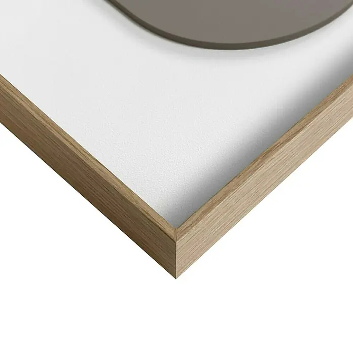 Reinders Bild Relief Art - Sculpted Sil, B x H: 50 x 70 cm - Nahaufnahme eines gerahmten Kunstwerks mit einem hellen Holzrahmen und einer matten, weißen Innenseite, die einen minimalistischen und modernen Stil betont.