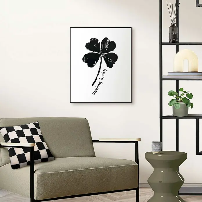 Reinders Bild Slim Frame Black - Feeling Lucky, B x H: 40 x 50 cm - Schwarzes Kleeblatt-Wandbild mit dem Schriftzug "Feeling Lucky", das eine gemütliche und stilvolle Atmosphäre in Ihrem Zuhause schafft.