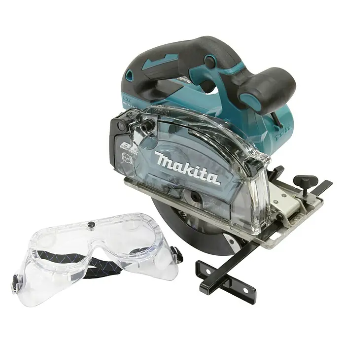 Makita LXT 18V Akku-Handkreissäge Metall DCS553Z - 18 V, Ohne Akku, Durchmesser Sägeblatt: 150 mm, 0 U/min - 4.200 U/min - Die Makita Akku-Handkreissäge mit Schutzbrille, ein unverzichtbares Werkzeug für präzise Schnitte.