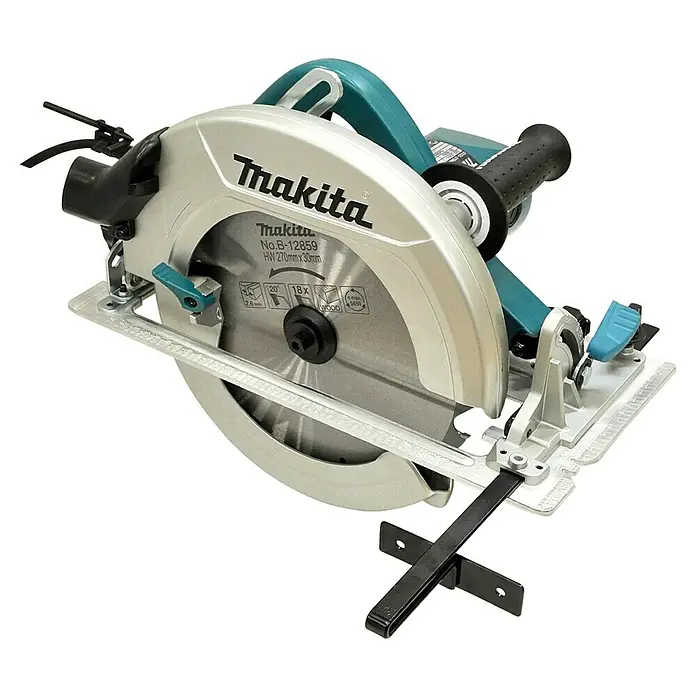 Makita Sierra circular de mano HS0600 - 2.000 W, Diámetro hoja de sierra: 270 mm, Profundidad de corte a 90 °: 97 mm - 101 mm - Aquí hay una sierra circular Makita, una herramienta para cortes de madera precisos con una hoja afilada y un diseño robusto para profesionales.