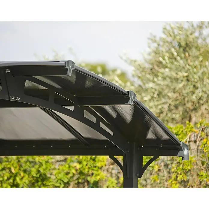 Palram – Canopia Carport Arcadia 5000 - Außenmaß inkl. Dachüberstand (B x T): 3,59 x 3,59 m, Doppelcarport, Grau - Nahaufnahme des schattenspendenden Gazebo-Daches mit Metallrahmen und feinmaschigem Stoff für optimalen UV-Schutz und Luftzirkulation.