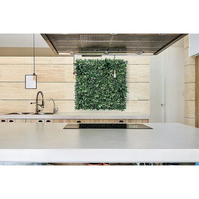 Nortene Vertikaler Garten Helene - 100 x 100 cm, Kunststoff - Küchenrückwand mit Grünpflanzenpaneel und eingebautem Kochfeld für ein modernes, naturnahes Küchendesign.