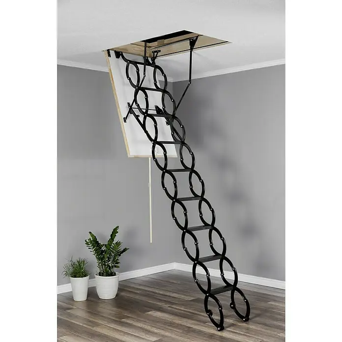 Escalera escamoteable Thermo - 130 x 70 cm, Aislamiento térmico: 1,9 W/(m²K) - Una escalera de ático de metal con un diseño de tijera único que se ha bajado desde una abertura en el techo.