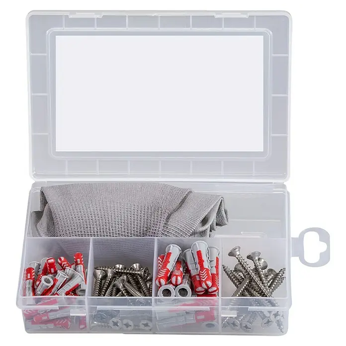 Fischer Schrauben- & Dübel-Set Praktische Helfer Garten & Haus - 71 -tlg. - Eine geöffnete Sortimentsbox aus Kunststoff, gefüllt mit Schrauben, Dübeln und einem grauen Tuch. Ideal für Heimwerker und zur Werkzeugaufbewahrung.
