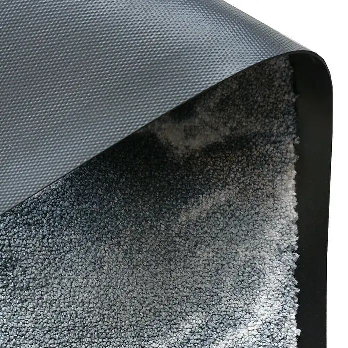 SCHÖNER WOHNEN-Kollektion Fußmatte Marmor - Anthrazit/Grau, 50 x 70 cm - Detailaufnahme einer grauen Fußmatte mit robustem, rutschfestem Rücken, ideal für den Innenbereich, fängt Schmutz zuverlässig auf.