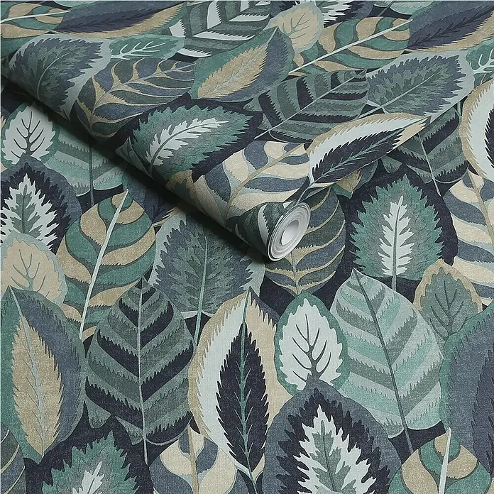Papel pintado Hojas - Azul, Floral, 10 x 0,53 m - Primer plano de un rollo de papel pintado con un diseño de hojas verde-azul. Ideal para una decoración de pared interior natural.