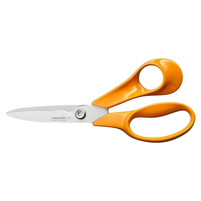 Fiskars Schere Classic - Rechtshänder, Länge: 18 cm, Orange - Orange Fiskars Zackenschere mit gezackter Klinge, ideal für Bastelarbeiten und dekorative Schnitte, ein hochwertiges Werkzeug.