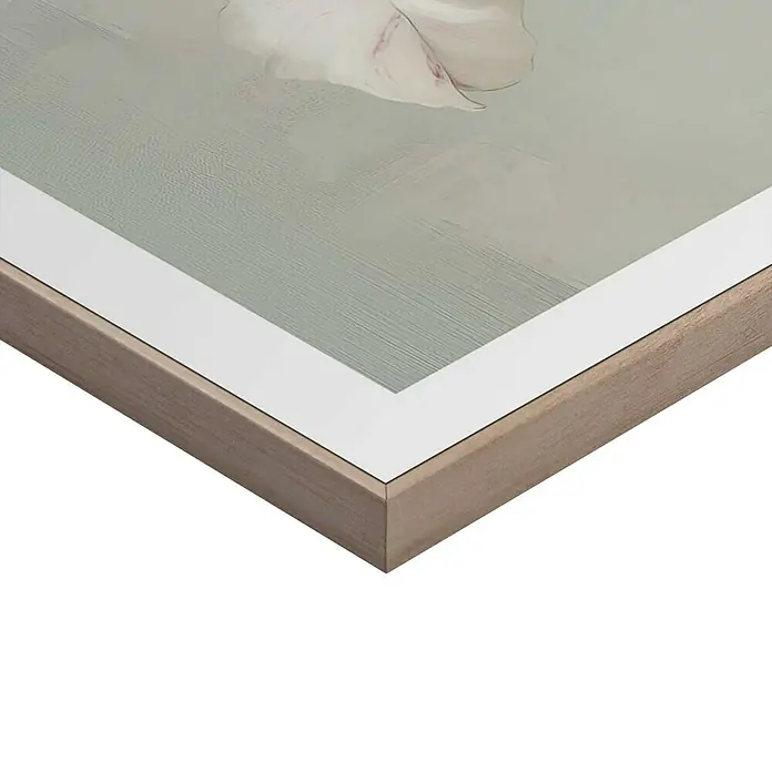 Reinders Bild Slim Frame - Tulip Elegance, B x H: 50 x 50 cm - Detailaufnahme eines gerahmten Kunstwerks mit zarten floralen Motiven und einem eleganten Holzrahmen.
