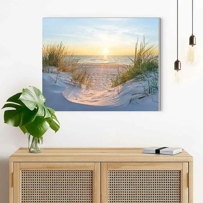 Reinders Holzbild - Golden Hour, B x H: 50 x 40 cm - Wandbild mit Dünenlandschaft und Sonnenuntergang über einer Kommode, stilvolle Dekoration für Wohnräume.