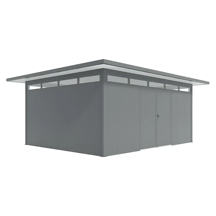Wismar-NFI Gerätehaus Trefle 54 - Außenmaß inkl. Dachüberstand (B x T): 625 x 525 cm, Stahl, Anthrazit/Weiß - Eine graue, moderne Gartenhütte mit Doppeltür und Oberlichtern. Die Hütte ist auf einem schwarzen Hintergrund freigestellt.
