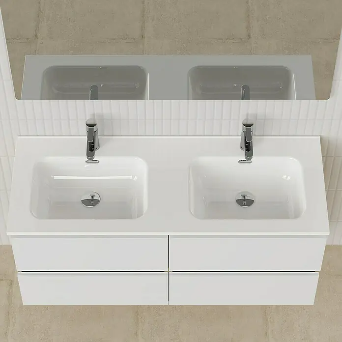 Artysan Conjunto de mueble de baño Funk - Ancho: 120 cm, Nature/Blanco, 3 pzs. - Tocador doble con armarios blancos y dos lavabos con grifos delante de azulejos claros y espejo.