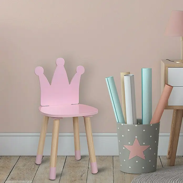 Home Deco Kids Silla Corona - Rosa, Madera de pino, Específico para: Niños pequeños - Bonita silla infantil rosa con forma de corona en una habitación infantil. Ideal para pequeñas princesas y príncipes.