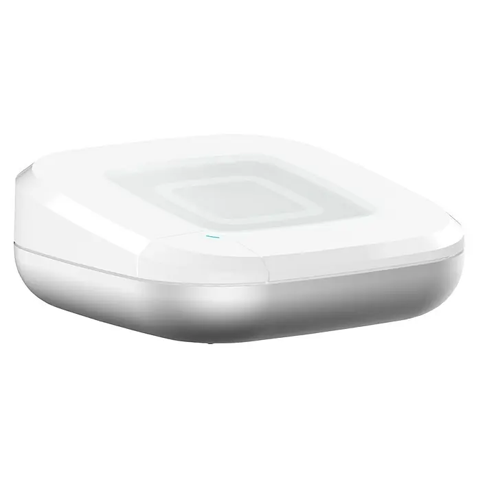 Homematic IP Steuerzentrale Access Point 2 - Weiß, L x B x H: 10,4 x 10,4 x 4 cm - Nahaufnahme eines weißen Smart-Home-Geräts mit abgerundeten Kanten und einem dezenten blauen Licht, das moderne Technologie und elegantes Design vereint.