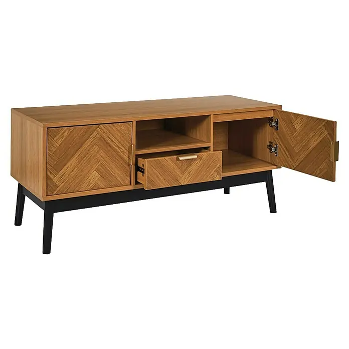 Home Deco Factory Felix Mueble para TV - L x An x Al: 40 x 110 x 48 cm, MDF, Acabado en espiga - Un moderno mueble de TV de madera con un compartimento abierto, un cajón y una puerta con diseño de espiga, todo sobre un marco de metal negro.