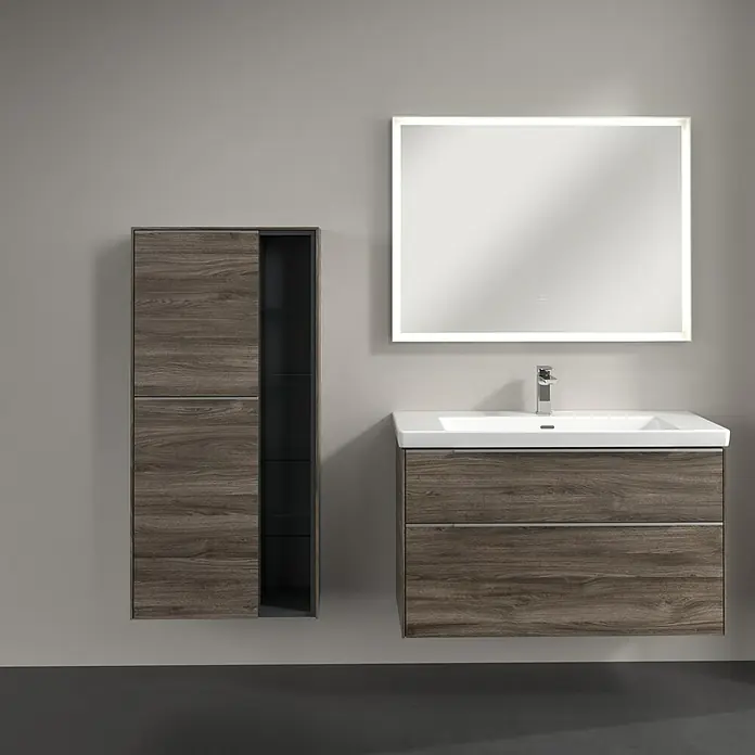 Villeroy & Boch Subway 3.0 Seitenschrank - B x T x H: 57,4 x 36,2 x 120 cm, Stone Oak, DIN Anschlag: Links, Farbe Griff: Aluminium glänzend - Modernes Badezimmer-Set mit Waschtischunterschrank, Hängeschrank und beleuchtetem Spiegel in Holzoptik für ein stilvolles Ambiente.