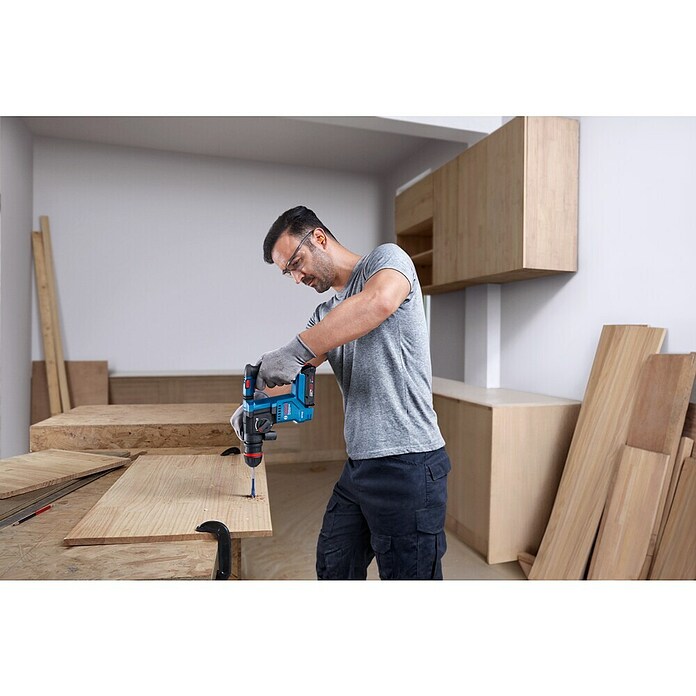 Bosch Professional AMPShare 18V Maschinen-Set 2-Tool-Kit (18 V, 1 Akku, 2 Ah, 4 -tlg.) | BAUHAUS