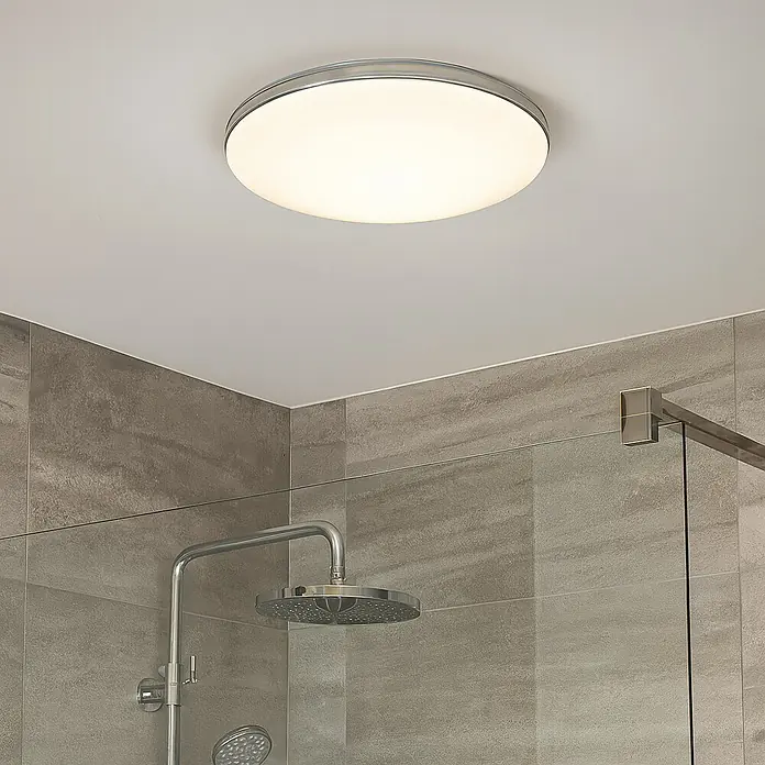 Eglo connect.z LED-Deckenleuchte rund Maltignano-Z - 18,5 W, Ø x H: 38 x 8,2 cm, Weiß, RGBW - Die LED-Deckenleuchte mit ihrem schlichten, runden Design fügt sich nahtlos in das moderne Badezimmer ein und sorgt für helles, angenehmes Licht.