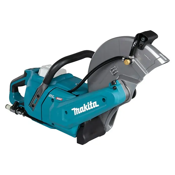 Makita XGT 40V max. Amoladora tronzadora de batería CE004G - 40 V, Sin batería - Imagen de una cortadora de disco Makita XGT con disco de diamante, apta para el corte húmedo y seco de hormigón, piedra y asfalto.