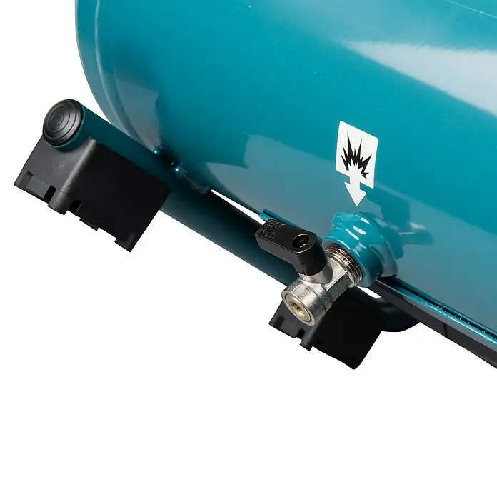 Makita XGT 40V max. Akku-Kompressor AC001GZ - 40 V, Ohne Akku, 9,3 bar - Nahaufnahme eines blauen Druckluftbehälters mit Ablassventil, das mit einem Warnsymbol versehen ist.