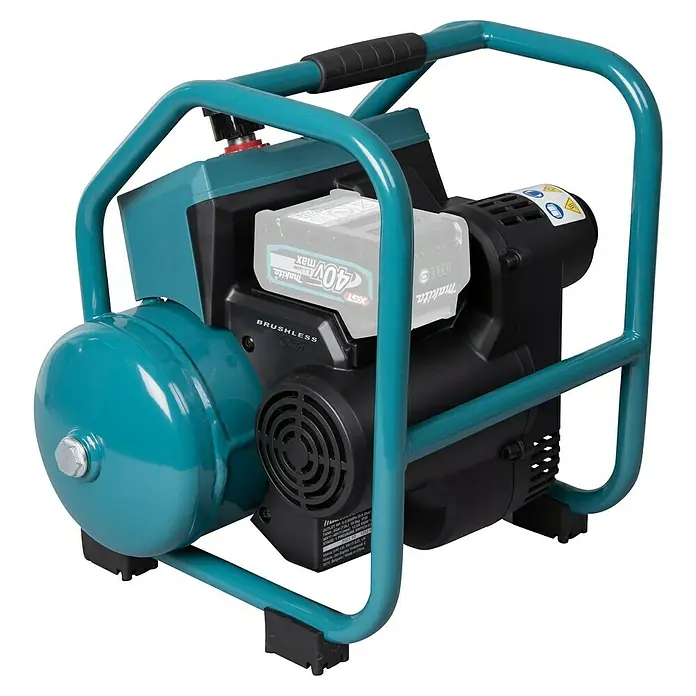 Makita XGT 40V max. Akku-Kompressor AC001GZ - 40 V, Ohne Akku, 9,3 bar - Makita Akku-Kompressor mit robustem Rahmen und praktischem Tragegriff für den mobilen Einsatz auf Baustellen.