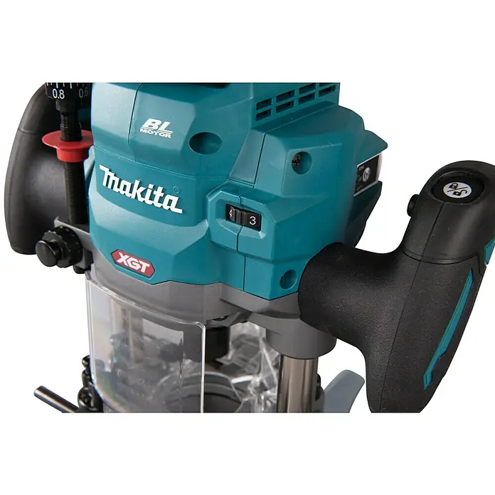 Makita Oberfräse RP001GZ - 40 V, 1 Akku - Nahaufnahme einer Makita XGT-Oberfräse in Türkis und Schwarz, die ein Werkzeug für professionelle Holzbearbeitung darstellt.