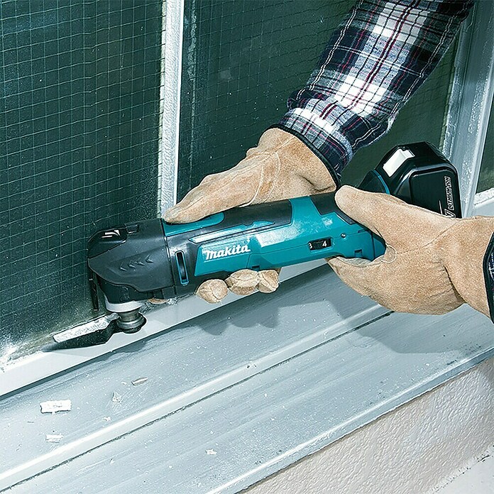 Makita LXT 18V Multiherramienta de batería DTM51 (18 V, 1 batería, 5 Ah) | BAUHAUS