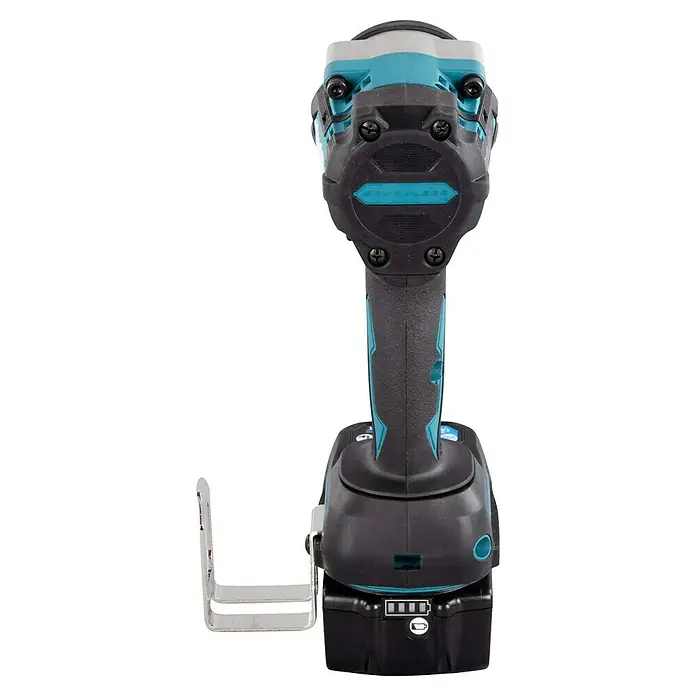 Makita LXT 18V Llave de impacto de batería DTW701RTJ - 18 V, 2 baterías, 5 Ah, 700 Nm - Atornillador de impacto inalámbrico con diseño robusto y clip de cinturón para fácil accesibilidad.