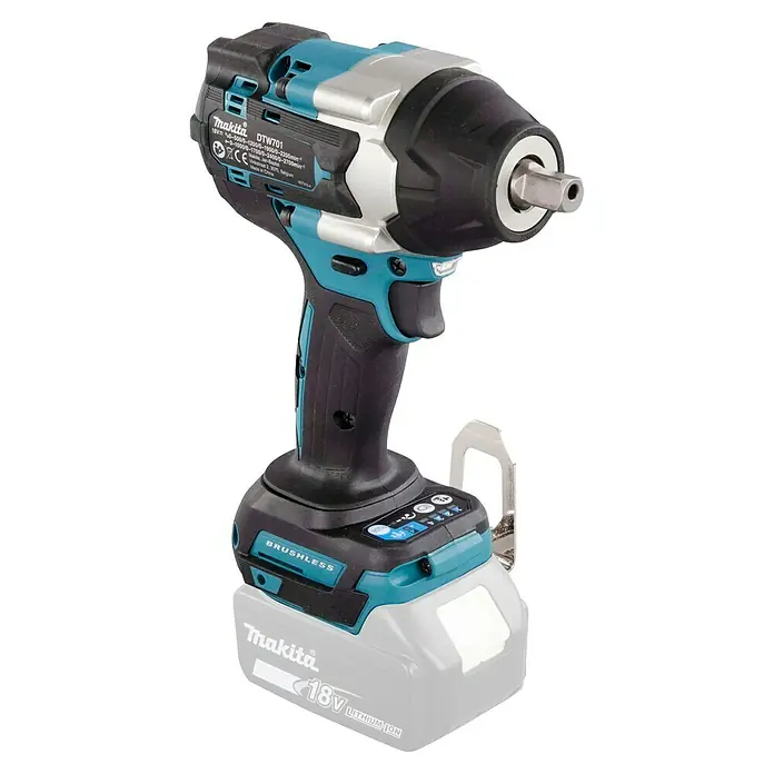 Makita LXT 18V Llave de impacto de batería DTW701 - 18 V, Sin batería, 700 Nm - Llave de impacto inalámbrica Makita DTW701 con batería de iones de litio de 18 V, motor sin escobillas y diseño robusto para tareas de atornillado exigentes.