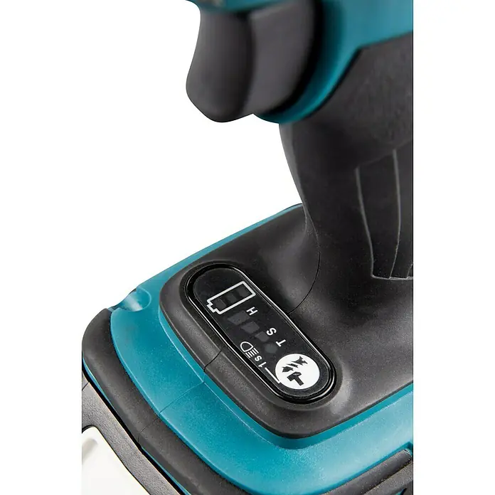 Makita LXT 18V Akku-Impulsschrauber DTS141Z - 18 V, Ohne Akku, 40 Nm - Detailansicht eines Makita-Akkuschraubers mit Fokus auf die Bedienelemente und Anzeigen für Akkuladung und Modus.