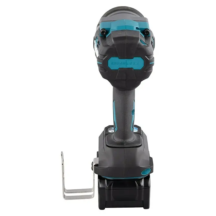 Makita XGT 40V max. Llave de impacto de batería TW001GM201 - 40 V, 2 baterías, 4 Ah, 1.800 Nm - Primer plano de una llave de impacto inalámbrica con motor sin escobillas, ideal para trabajos de atornillado pesados.