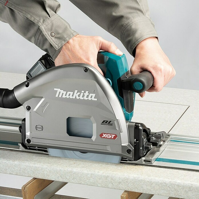 Makita XGT 40V max. Sierra de inmersión de batería SP001GZ03 (40 V, Sin batería, Diámetro hoja de sierra: 165 mm, 2.500 r.p.m.) | BAUHAUS