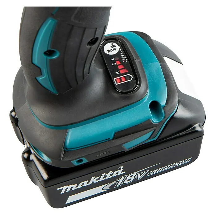 Makita LXT 18V Akku-Impulsschrauber DTS141Z - 18 V, Ohne Akku, 40 Nm - Detailaufnahme einer Makita Akku-Lampe mit 18V Lithium-Ionen Akku, die Akkustandsanzeige und Leuchtmodi zeigt.
