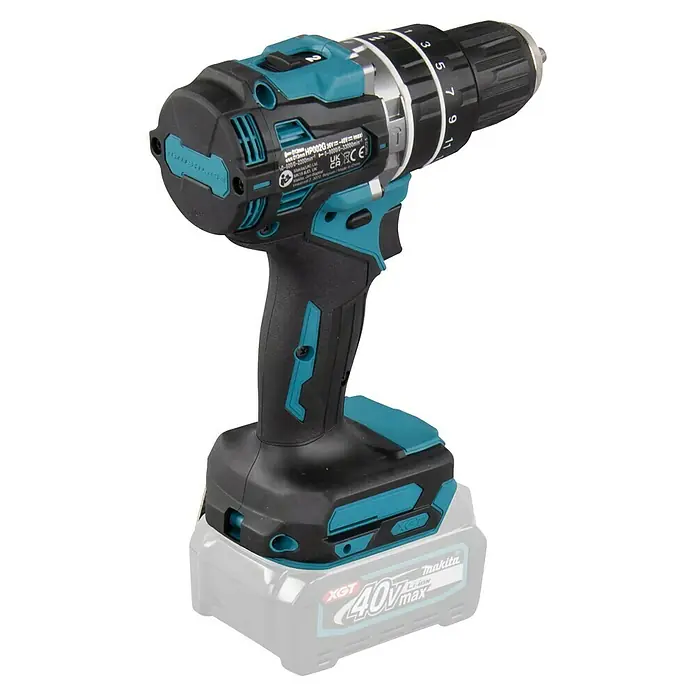 Makita XGT 40V max. Taladro atornillador percutor de batería HP002GZ - 40 V, Sin batería, 64 Nm - Primer plano de un taladro percutor inalámbrico Makita XGT 40V Max, ideal para taladrar y atornillar con ajuste de par variable.