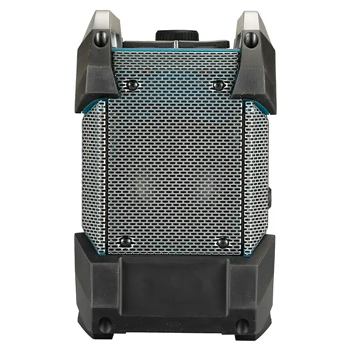 Makita Radio de batería para la obra MR007G - 40 V, Sin batería, 87,5 - 108 MHz (VHF/FM) - Primer plano de un altavoz Bluetooth portátil con un diseño robusto y rejilla metálica.