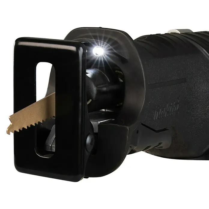 Makita LXT 18V Akku-Säbelsäge DJR360ZK - 36 V, Ohne Akku - Nahaufnahme einer Säbelsäge mit hellen LED-Licht und Metallsägeblatt.