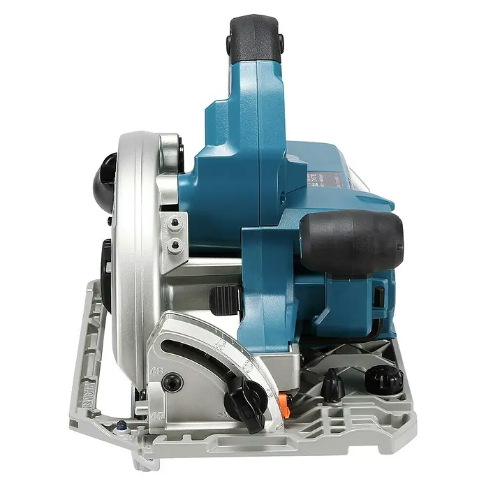 Makita LXT 18V Akku-Handkreissäge DHS782ZJ - 18 V, Ohne Akku, Durchmesser Sägeblatt: 190 mm, 0 U/min - 6.000 U/min - Nahaufnahme einer blauen Kreissäge mit silbernem Sägeblattschutz und schwarzem Griff. Ideal für präzise Holzarbeiten.