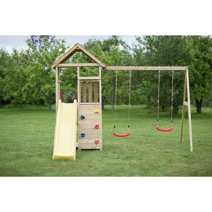 Wendi Toys Kinderspielturm Giraffe - Natur/Gelb - Kinderspielplatz aus Holz mit Rutsche, Kletterwand und zwei Schaukeln im Garten.
