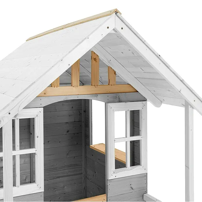 Zwerkules Spielhaus Valli - L x B x H: 352 x 280 x 244 cm, Holz, Natur/Grau, Mit Stelzen, Rutsche & Schaukel - Detailaufnahme eines Holzspielhauses mit weiß gestrichenem Dach und Fensterrahmen, das die Konstruktion und das natürliche Holz hervorhebt.
