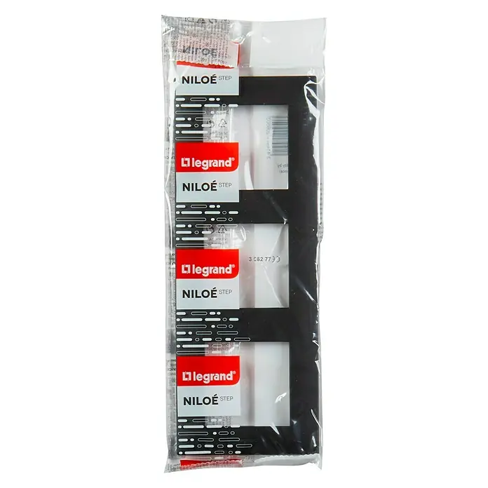Legrand Niloé Step Marco - Antracita, Modelo de mecanismos: x 3, Plástico, Instalar - Tapa triple Legrand Niloe Step en negro empaquetada, ideal para cubrir interruptores y enchufes con estilo.