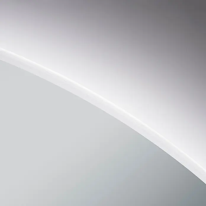Espejo con luz Elegant - Diámetro: 80 cm, Blanco frío - Primer plano de una lámpara de techo con luz suave y diseño minimalista.