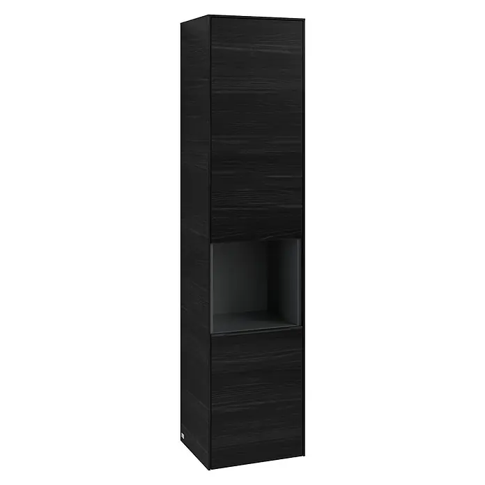 Villeroy & Boch Subway 3.0 Hochschrank - B x T x H: 40 x 36,2 x 171 cm, 1x offenes Fach, 2x Tür, Black Oak, Farbe Griff: Volcano black, DIN Anschlag: Rechts - Ein hochformatiger Badezimmerschrank in dunkler Holzoptik mit offenem Fach in der Mitte bietet stilvollen Stauraum.