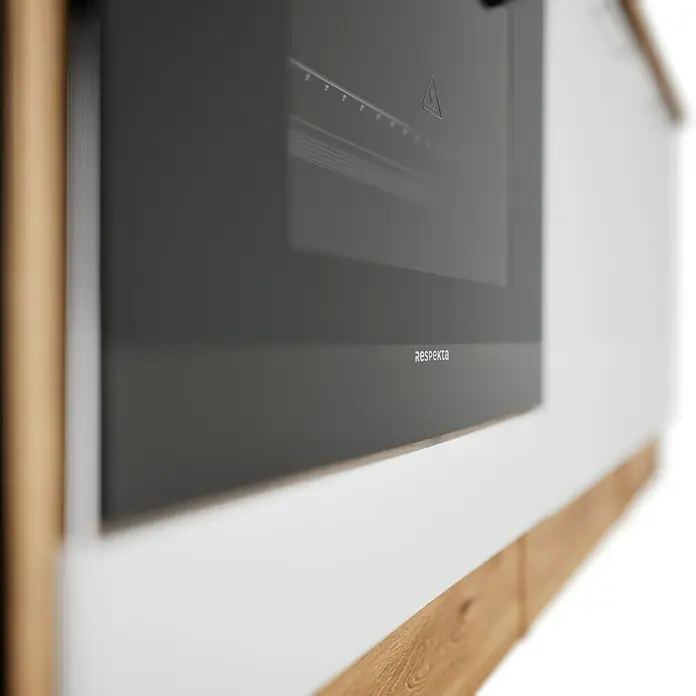 Respekta Cocina compacta Hilde - Ancho: 220 cm, Blanco, Se pueden montar de forma intercambiable, Con electrodomésticos - Primer plano de un horno Respekta con un diseño elegante que destaca la estética moderna de la cocina. La marca Respekta está sutilmente colocada en el frontal oscuro del horno.