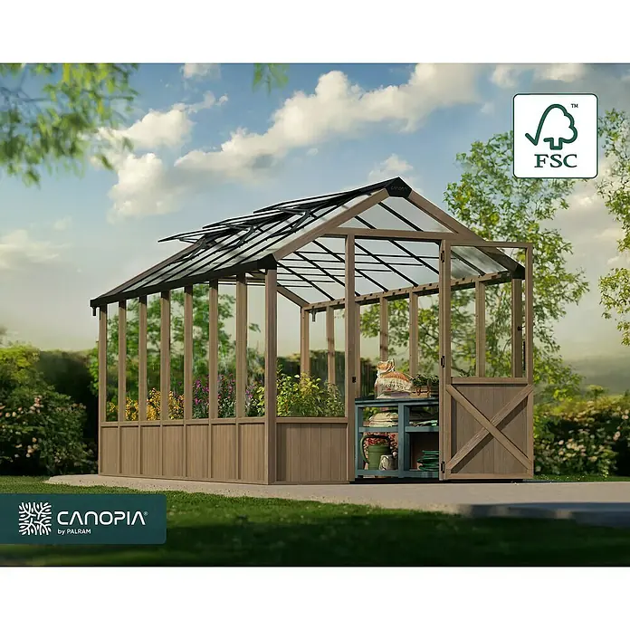 Palram – Canopia Invernadero Natura - Medidas ext. (An x Pr): 249 x 500 cm, Plástico, 4 mm, Natural - Un invernadero de madera Canopia de Palram con claraboya abierta en un jardín.