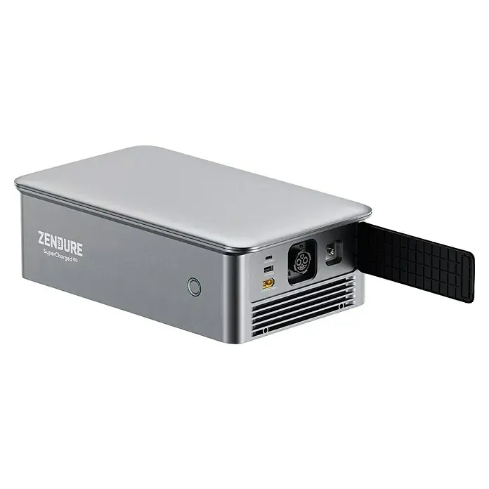 Zendure Powerstation SolarFlow ACE 1500 - 1.500 W - Das Bild zeigt die Zendure SuperCharge 60 Powerstation in Silber mit einer schwarzen Abdeckung an der Seite, ideal für Camping und Notstromversorgung.