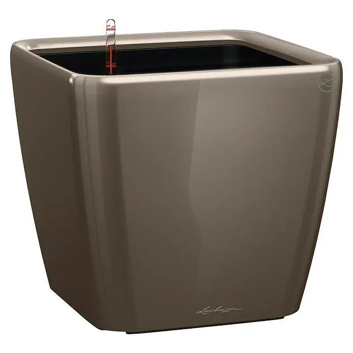 Lechuza Pflanzkasten Quadro Premium - Außenmaß (L x B x H): 35,5 x 35,5 x 32,5 cm, Kunststoff, Taupe - Nahaufnahme eines quadratischen, beigen Lechuza Pflanzgefäßes mit Wasserstandsanzeige, das sich ideal für Zimmerpflanzen eignet.