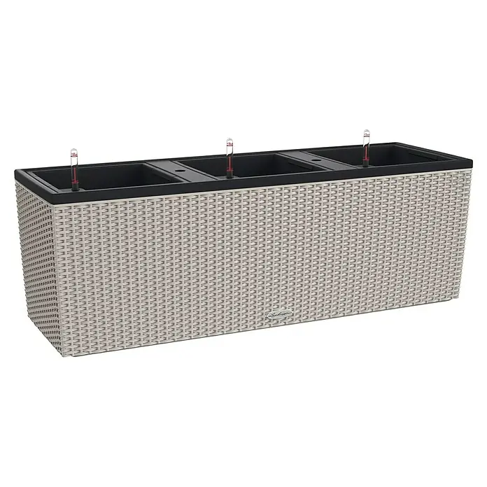 Lechuza Cottage Balkonkasten Trio - Außenmaß (L x B x H): 100 x 32,5 x 34,5 cm, Kunststoff, Sandbraun - Lechuza Pflanzkasten im Rattan-Design mit Bewässerungssystem. Ideal für Balkon und Terrasse, um Pflanzen stilvoll zu präsentieren.